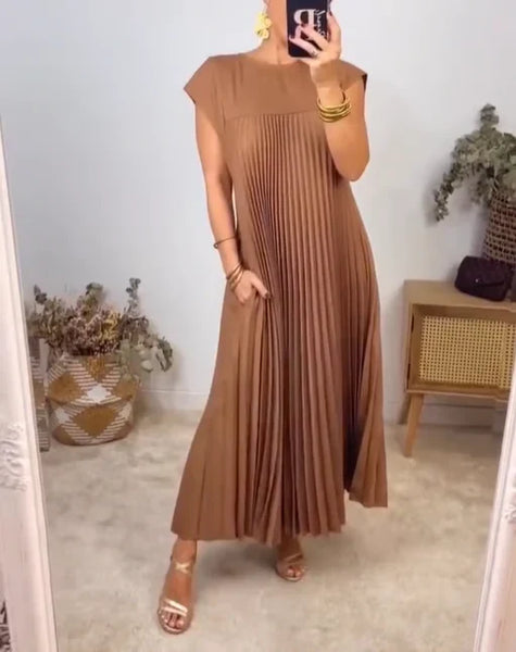 Leah - Timeless Comfort Dress