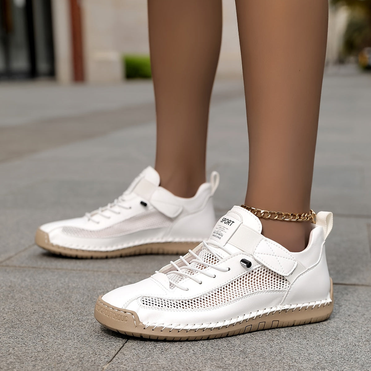 Mira – Summer comfort with breathable design