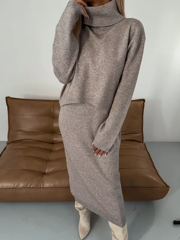 Natasha | Ensemble Robe Tricotée & Pull