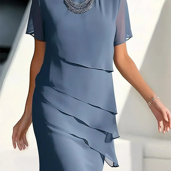 Anastasia | Robe Midi Luxueuse à Épaisseurs