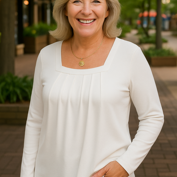 Colleen | Pleated Comfort Top – Long Sleeve Edition. Everyday confidence.
