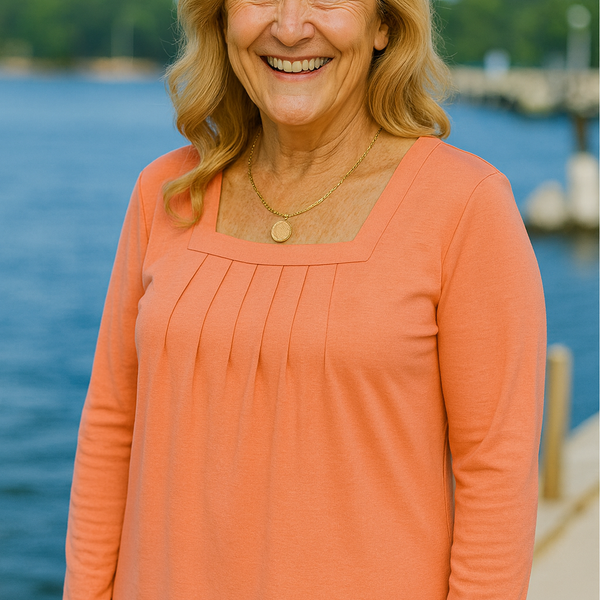 Colleen | Pleated Comfort Top – Long Sleeve Edition. Everyday confidence.