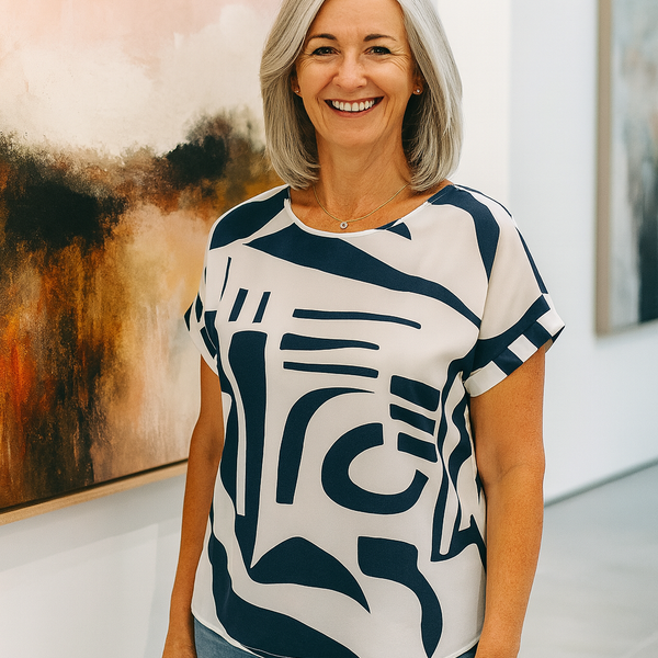 Nova |  Artistic Flow Top – Light, Flattering & Carefree