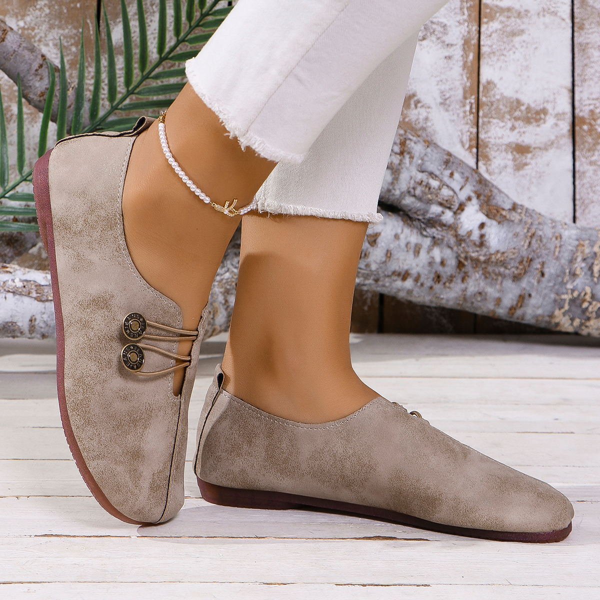 Liora FlexWalk – Style That Keeps Up With You