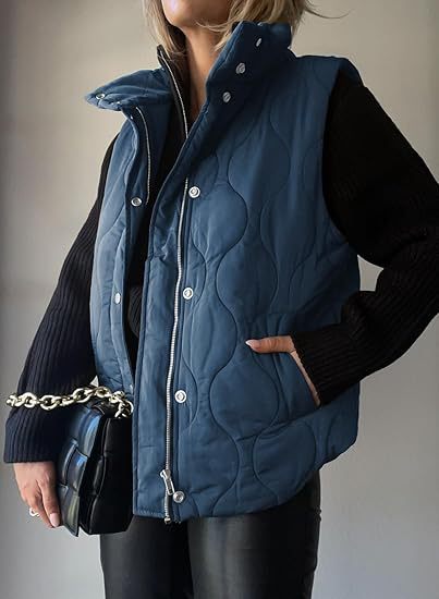 PAMMY™ - Gilet matelassé classique à boutons et fermeture éclair avec col