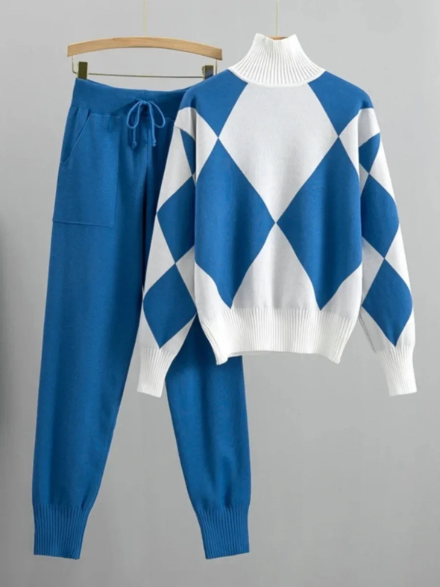 Frances | Ensemble Lounge Diamond