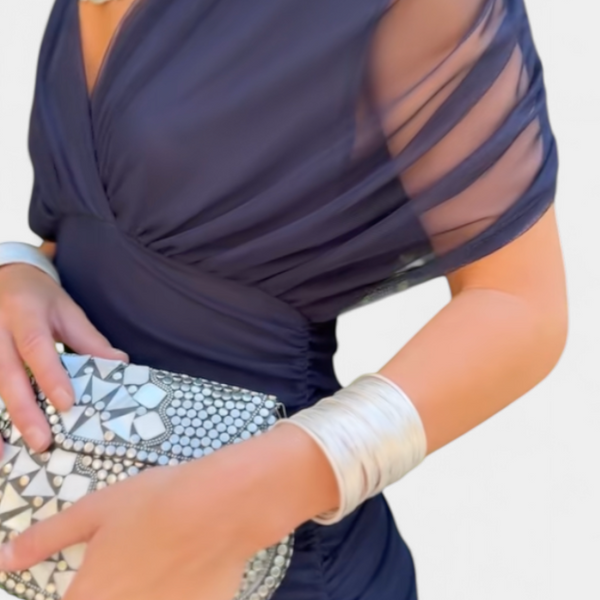 Eryzziah | Romantic elegance of flowers