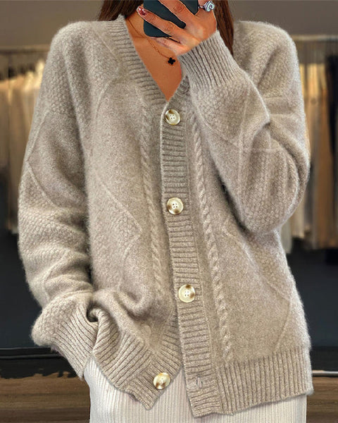 Camryn | Knitted Cardigan - The Go-To Layer for Effortless Elegance