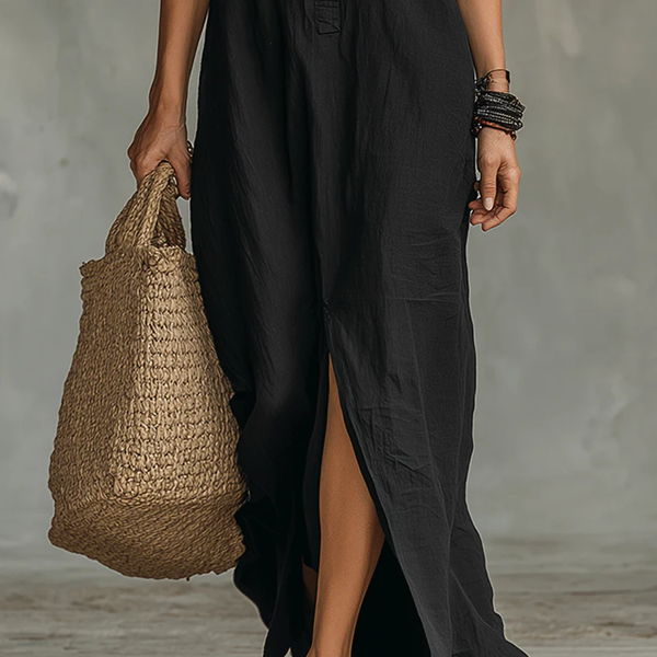Soline | Relaxed V-Neck Button Maxi Dress