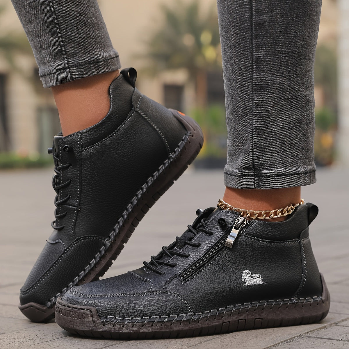 Mila – Comfortable Orthopaedic Sneakers + Zip