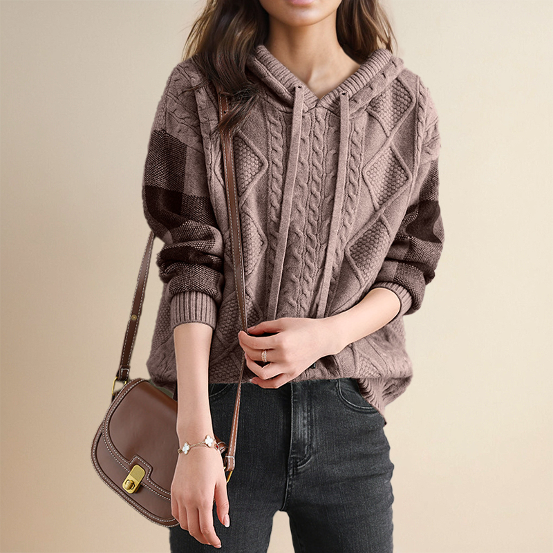 Emily | Pull à Capuche en Tricot Câble