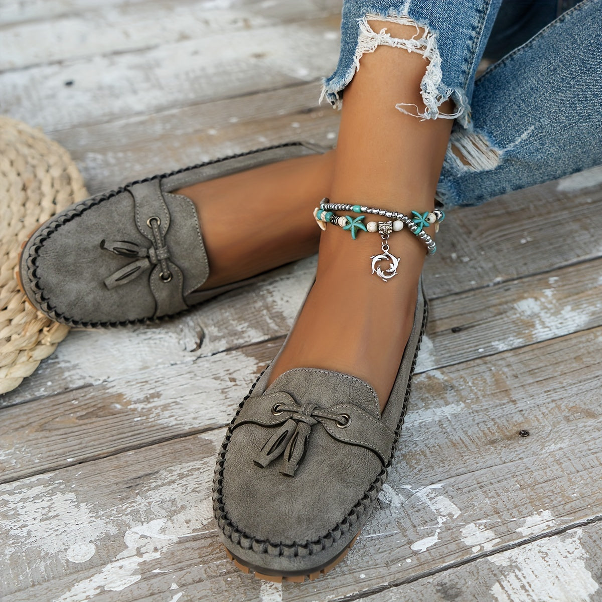 Nadine - Classic Loafers with Fringe Detail